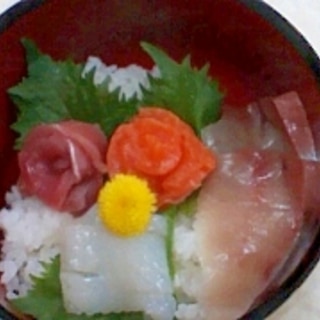 お花の海鮮丼